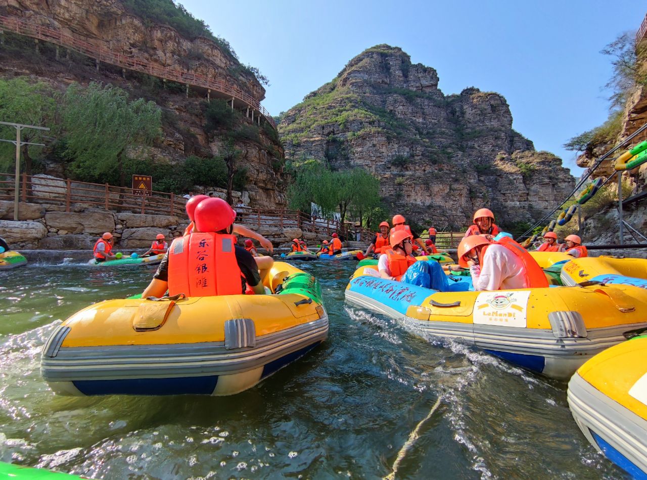 乐谷银滩峡谷漂流整段录播,乐谷银滩漂流最新视频