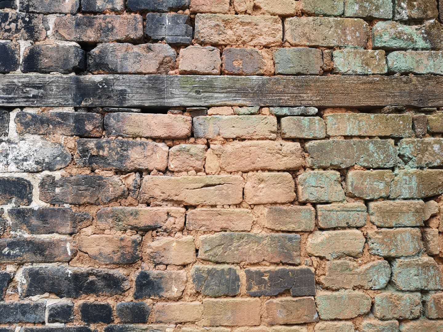 农村破旧老民居如何改造为特色民宿？可自住可出租，半年赚回房钱