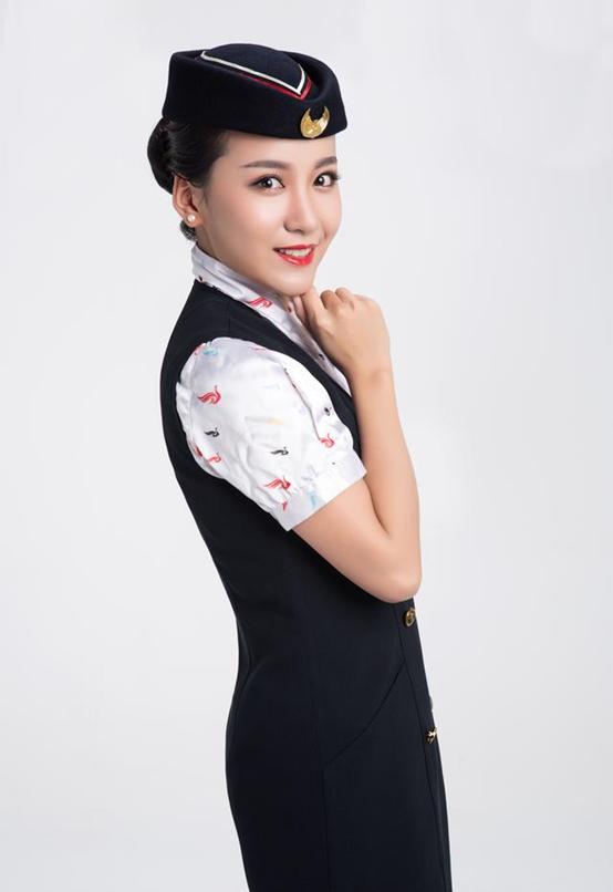 美丽空姐、微笑服务、民族服饰，最具特色航空公司：昆明航空