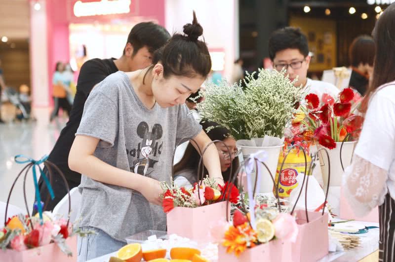 travisscottaj1鎽╁崱,travisscottxaj1鑱斿悕