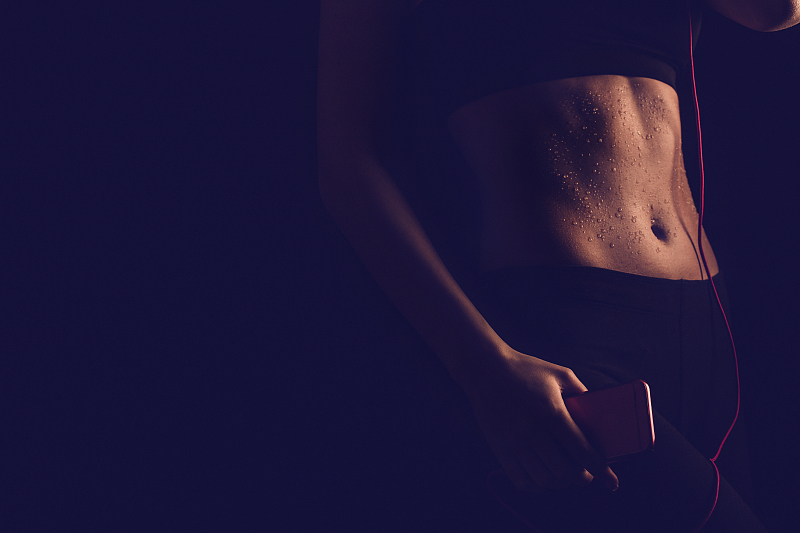 让马甲线线条更明显的方法,想要有漂亮的马甲线需要注意什么