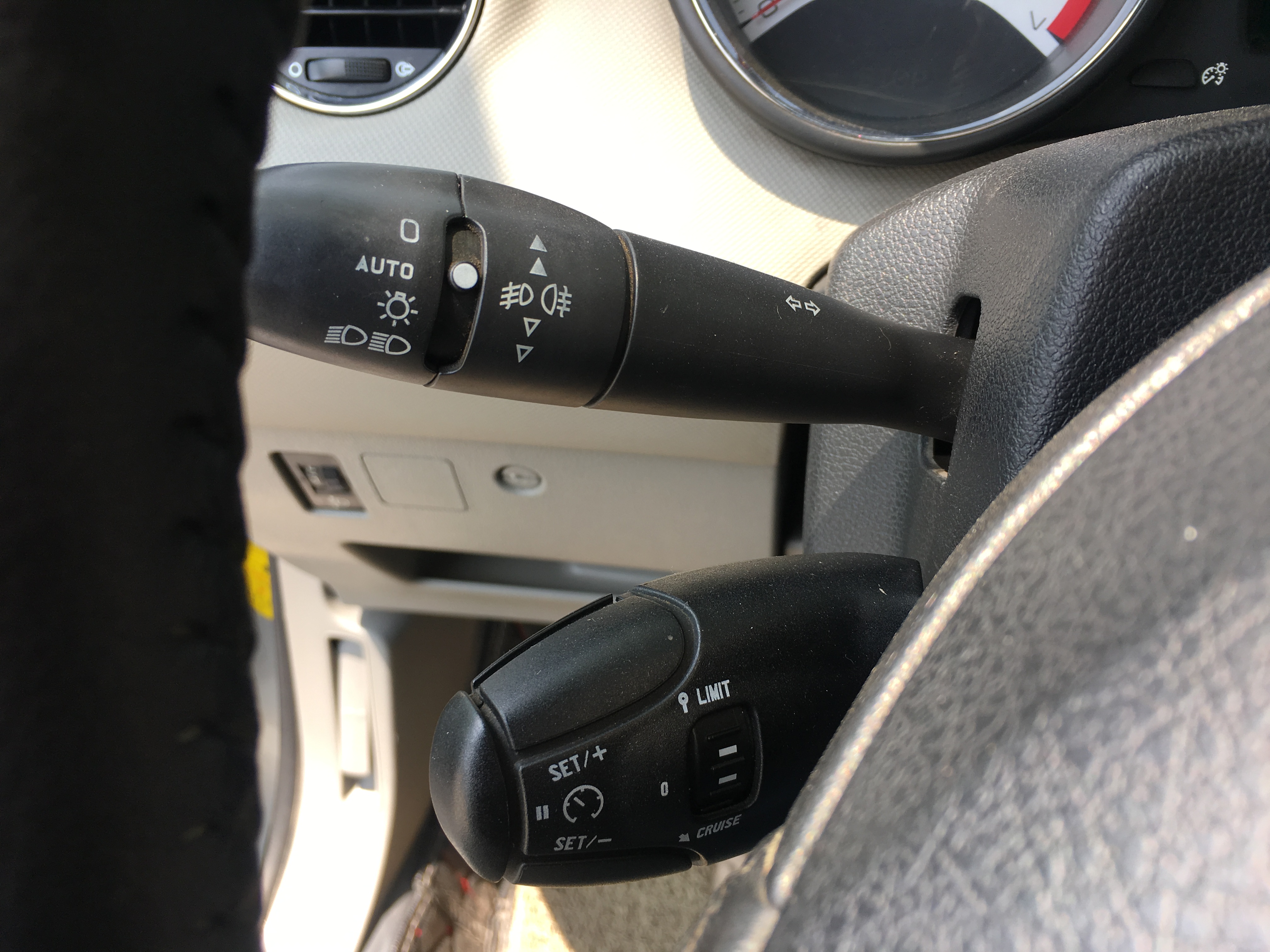 标致308sw旅行版多少钱,09款标致308sw怎么样