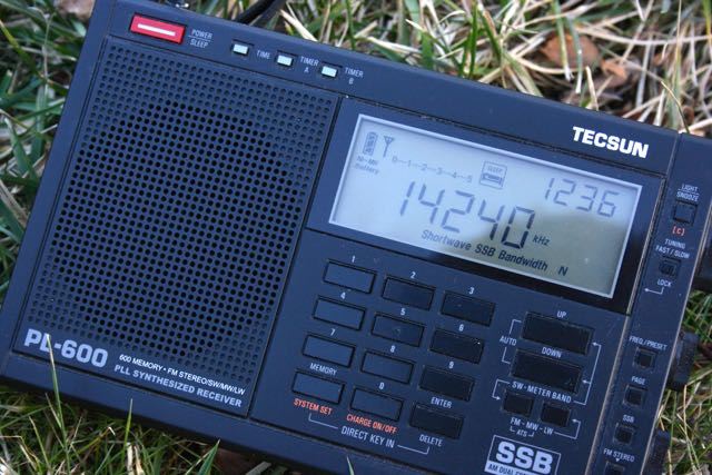 目前口碑最好的收音机德生pl680,德生收音机pl680视频讲解