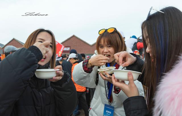 乌鲁木齐灯草沟滑雪,冰雪大世界滑雪体验