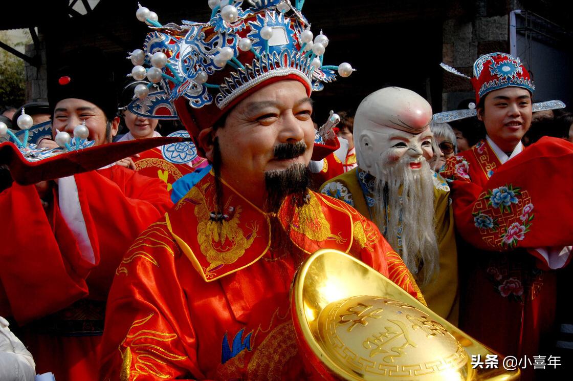 大年初二敬财神吉时,大年初二敬神祈福