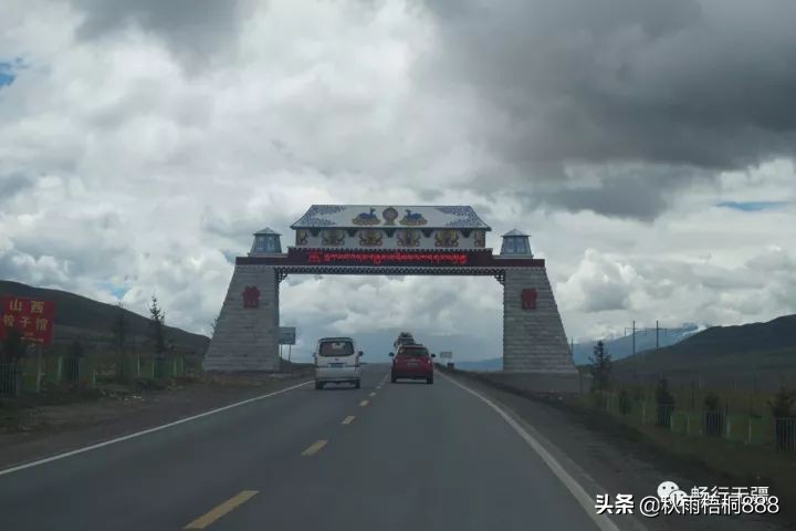 自驾青藏线进藏有多困难？有兴趣的就跟我走一趟逶迤的青藏线吧