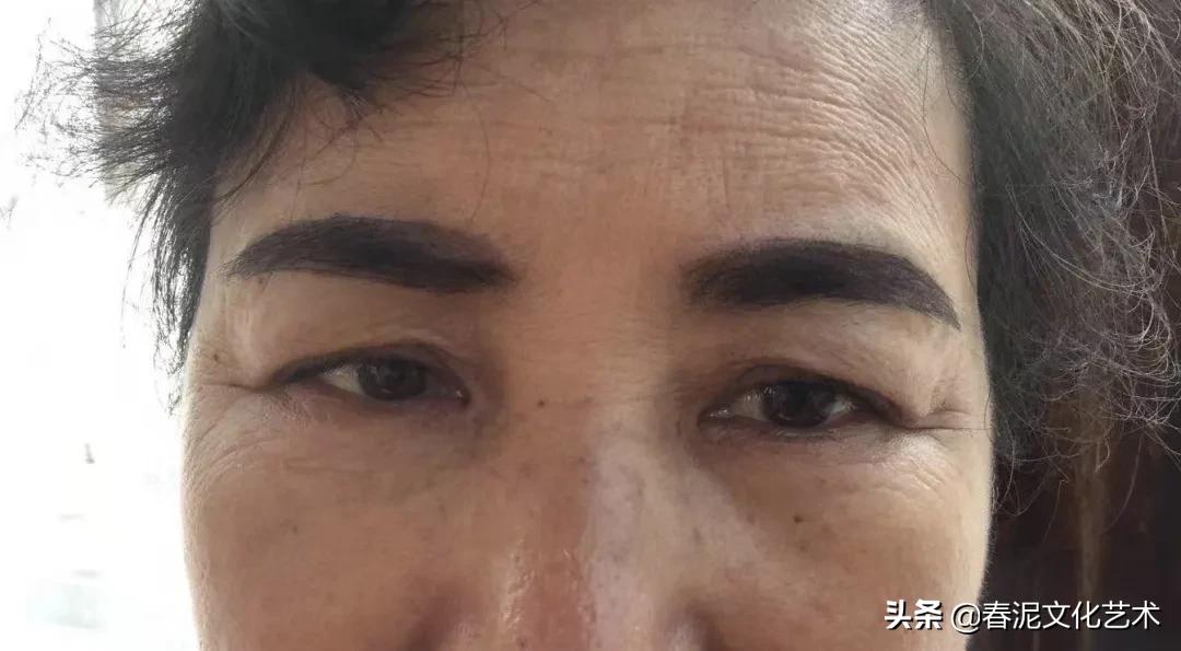 线条眉眉头纹得太方了怎么办,线条眉的眉头怎么做
