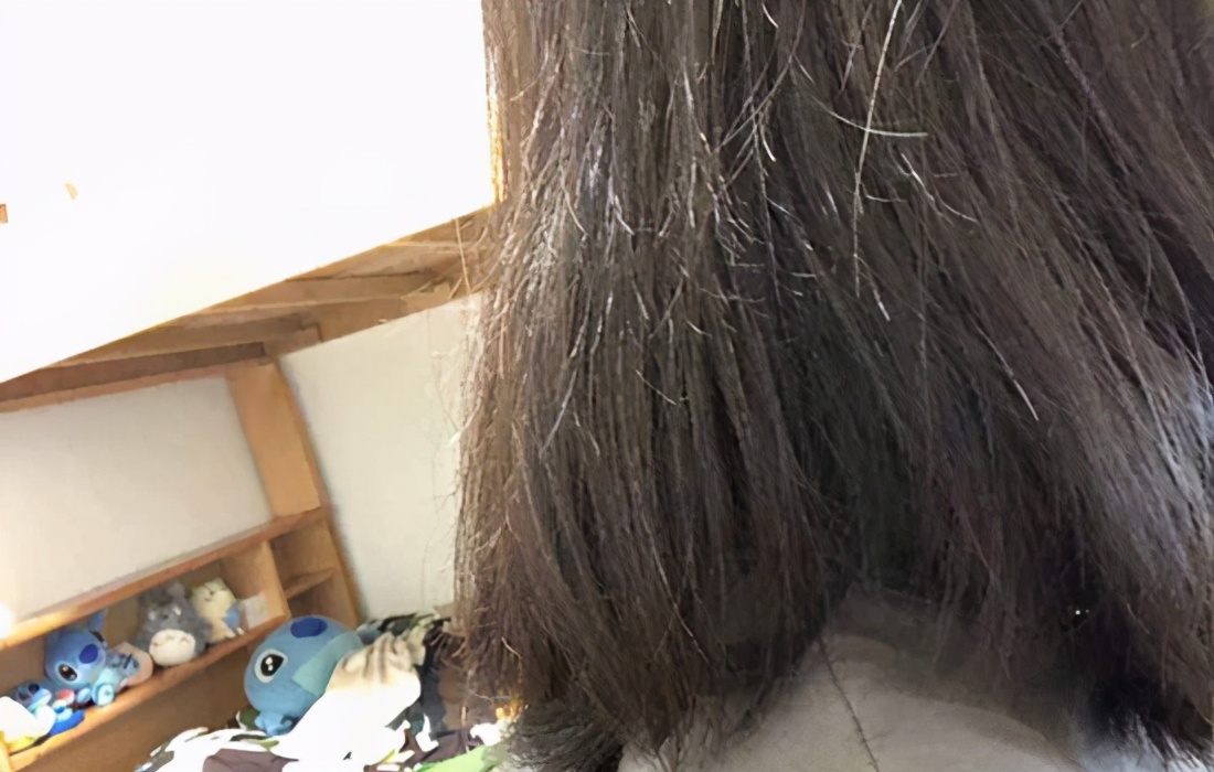 如何辨别头发是沙发发质,头发为什么会变成沙发发质