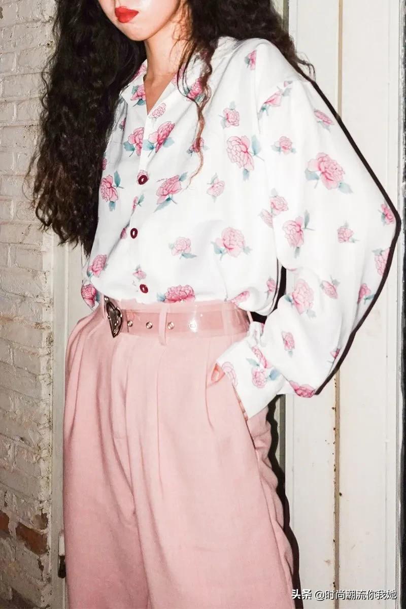 夏天穿马卡龙色系的长裤,马卡龙紫色裤子搭配