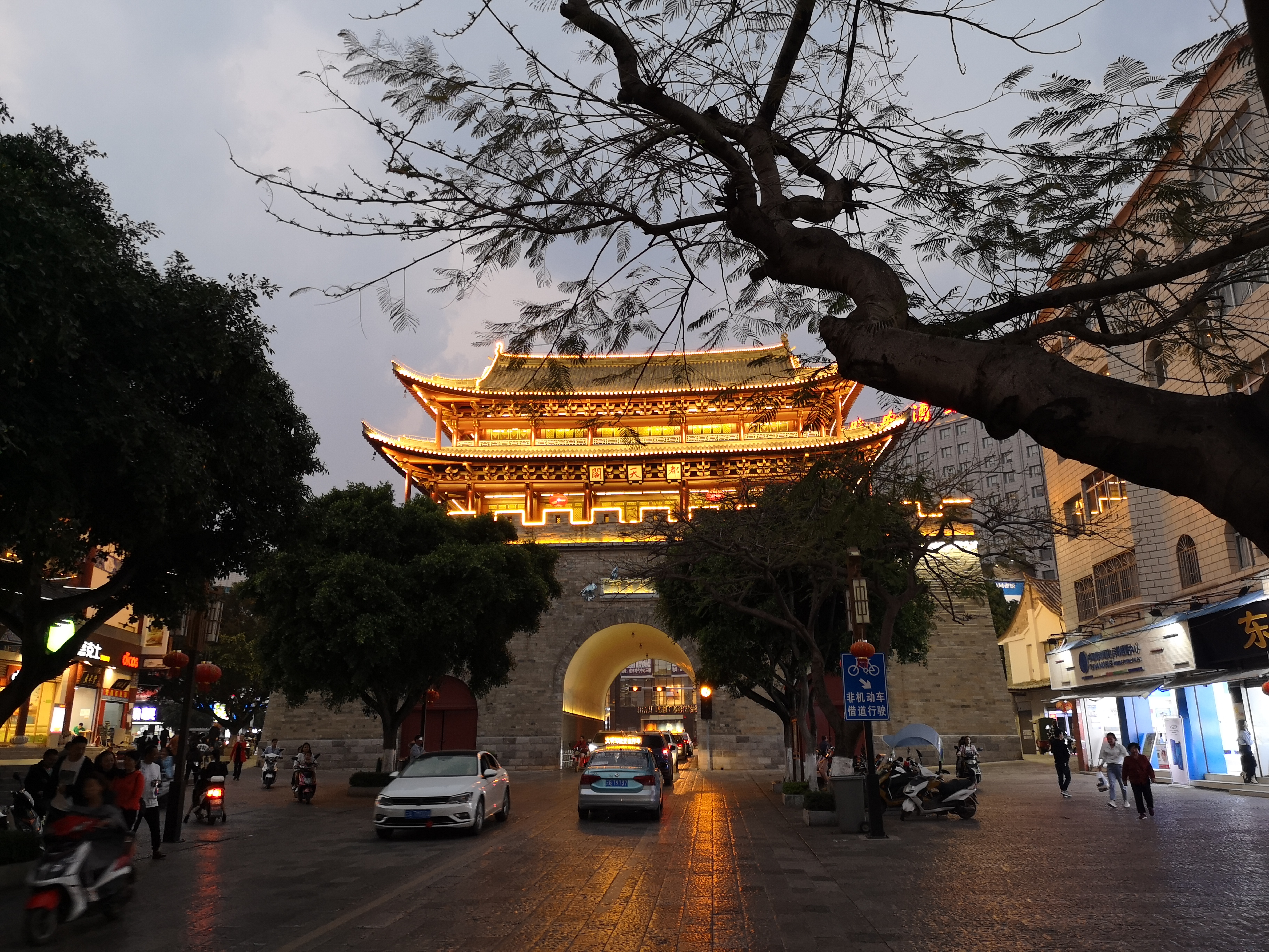 上海出发云南自驾游详细攻略,安徽出发自驾游云南最佳路线图