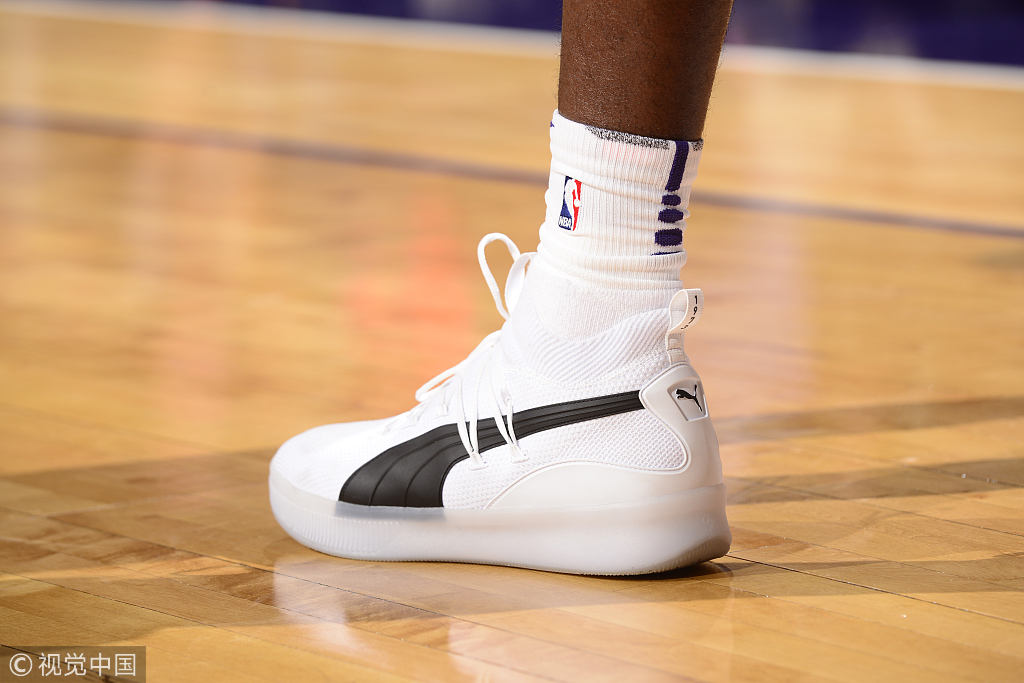 NBA今日球鞋精选：NIKE未来外线头牌“内战”塔克上脚稀有AJ4