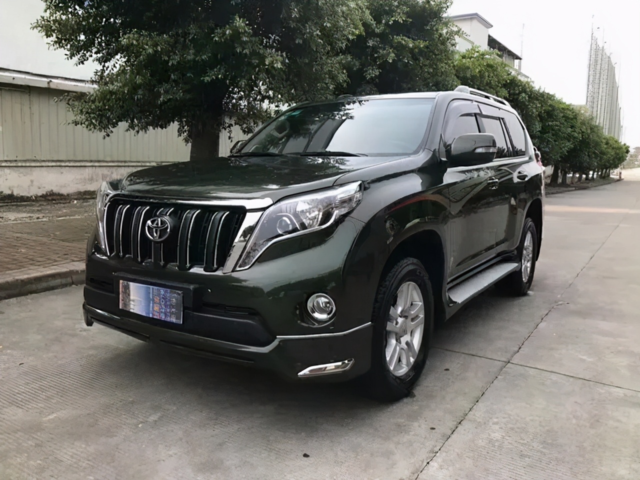 2018丰田霸道越野测试,中东版丰田霸道4000超强越野性能