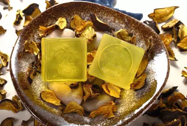 有什么方法洗脸能美白,洗脸美白最简单的方法