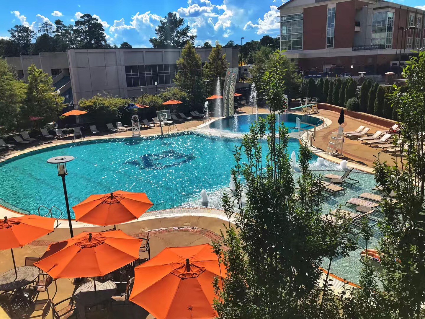 去美国读波士顿大学怎么样,纽约州立大学水牛城分校排名