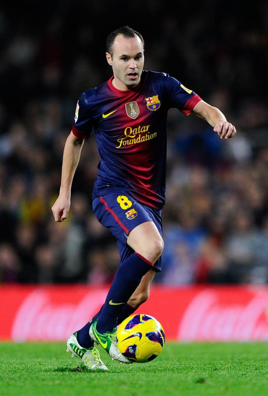 三位最赚钱的足球运动员,2015最优秀的足球运动员