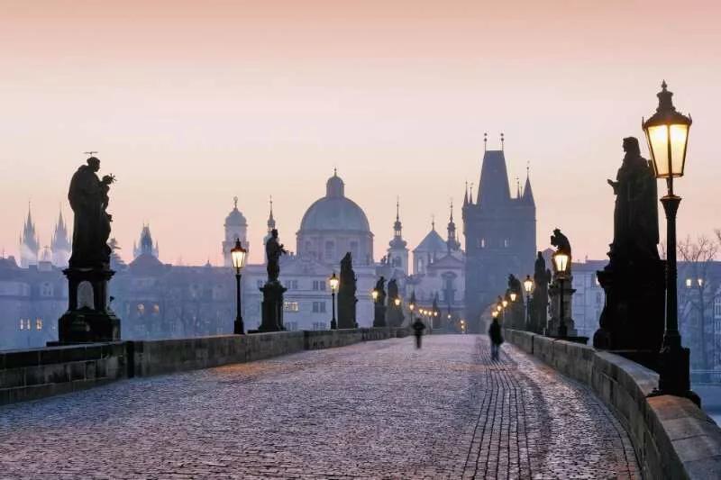 捷克布拉格好玩吗,捷克布拉格一天一夜怎么玩