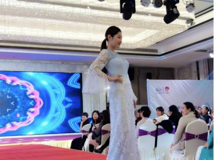 共享美衣:服装界“华为”登陆襄阳,云上衣橱走进万家