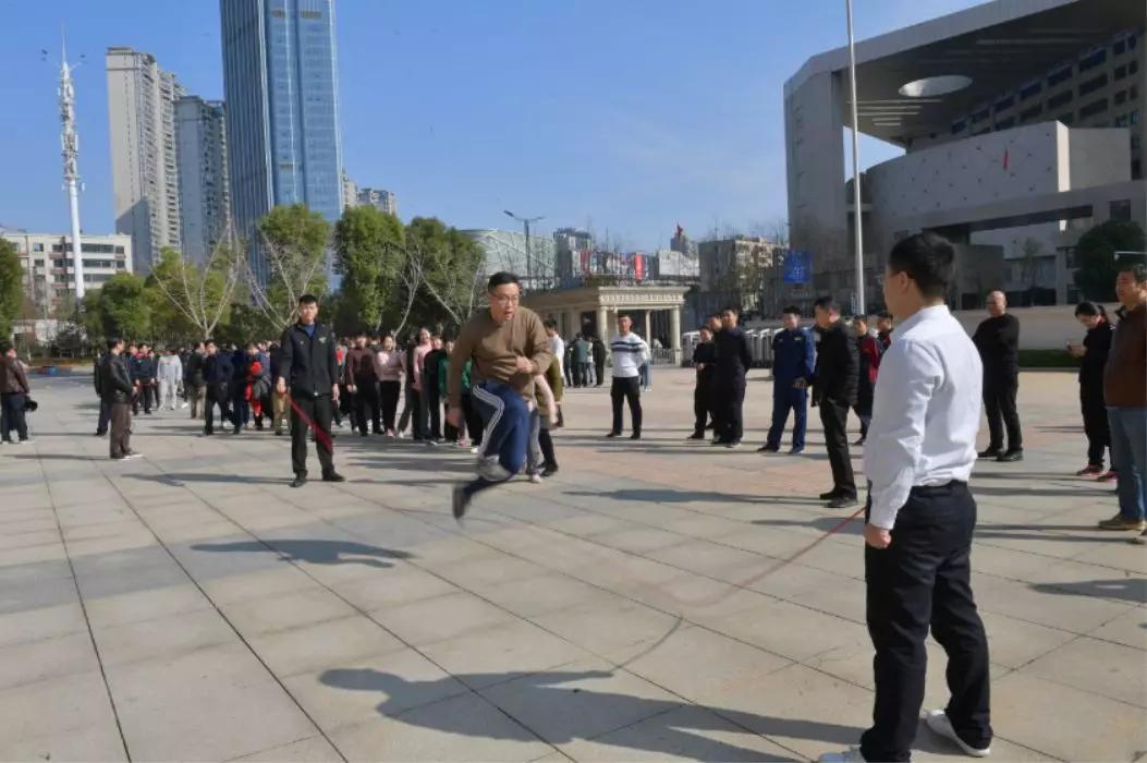 中央依法治国办案例,食品药品安全典型违法案例