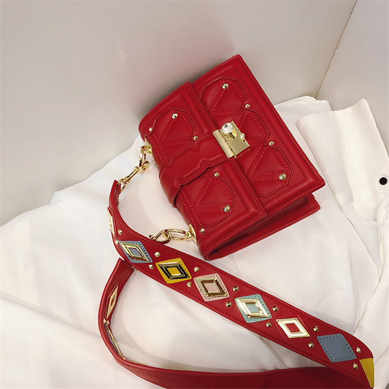 讨好女朋友的100种方法,讨好女朋友的一百种方法