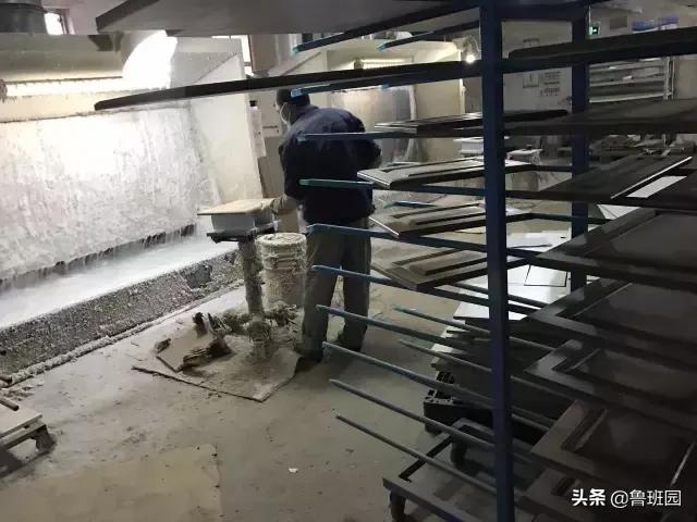 定制柜门开胶了怎么办,柜门贴皮开胶怎么处理