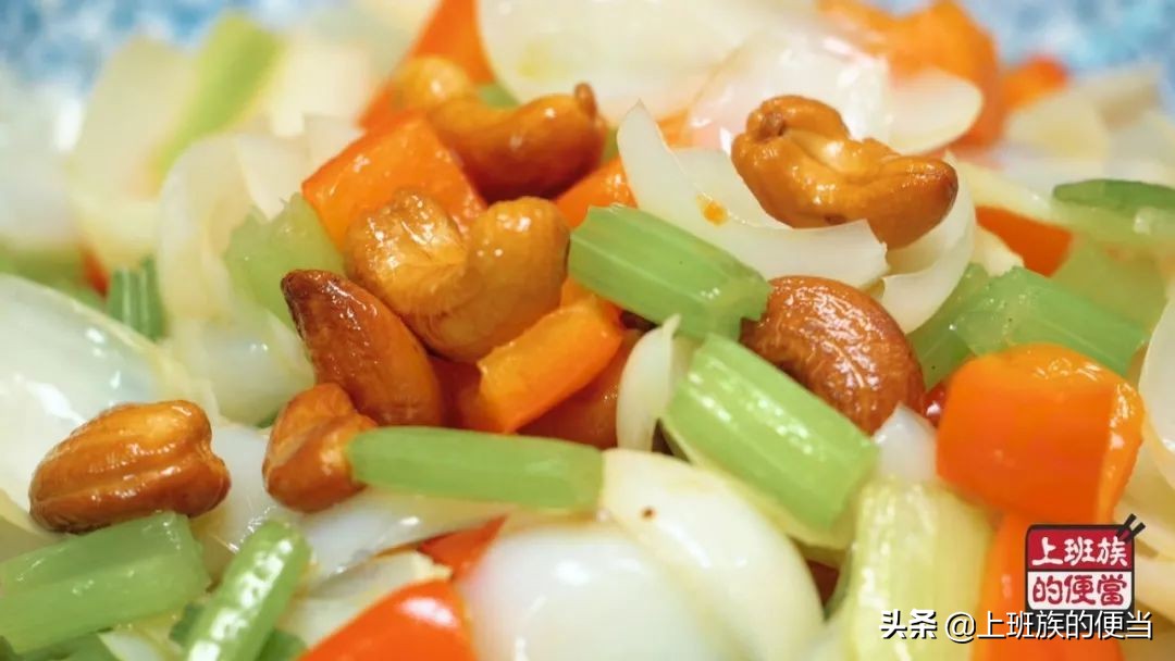 芹菜和什么炒好吃又减肚子,芹菜炒腊肉怎么不油腻