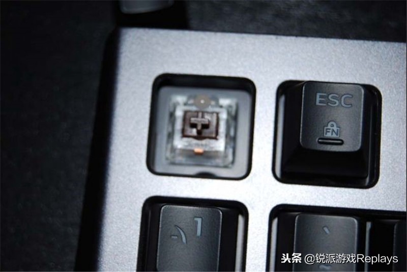 外星人alienwarex14体验,alienware外星人电脑全家桶