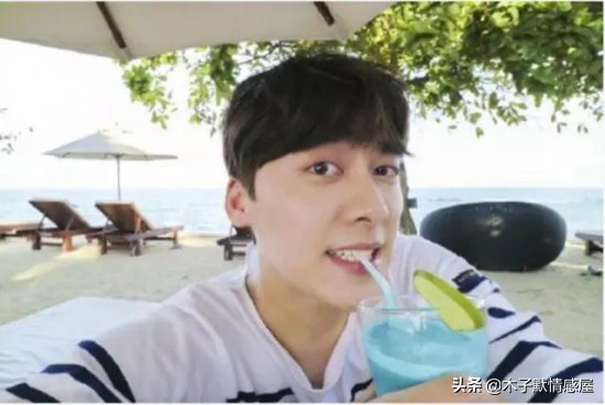 二手衬衫标价900元，比原价贵近三倍，是谁给了沈梦辰底气？