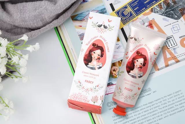 日薪过万的轻松工作,手模工作怎么自己做