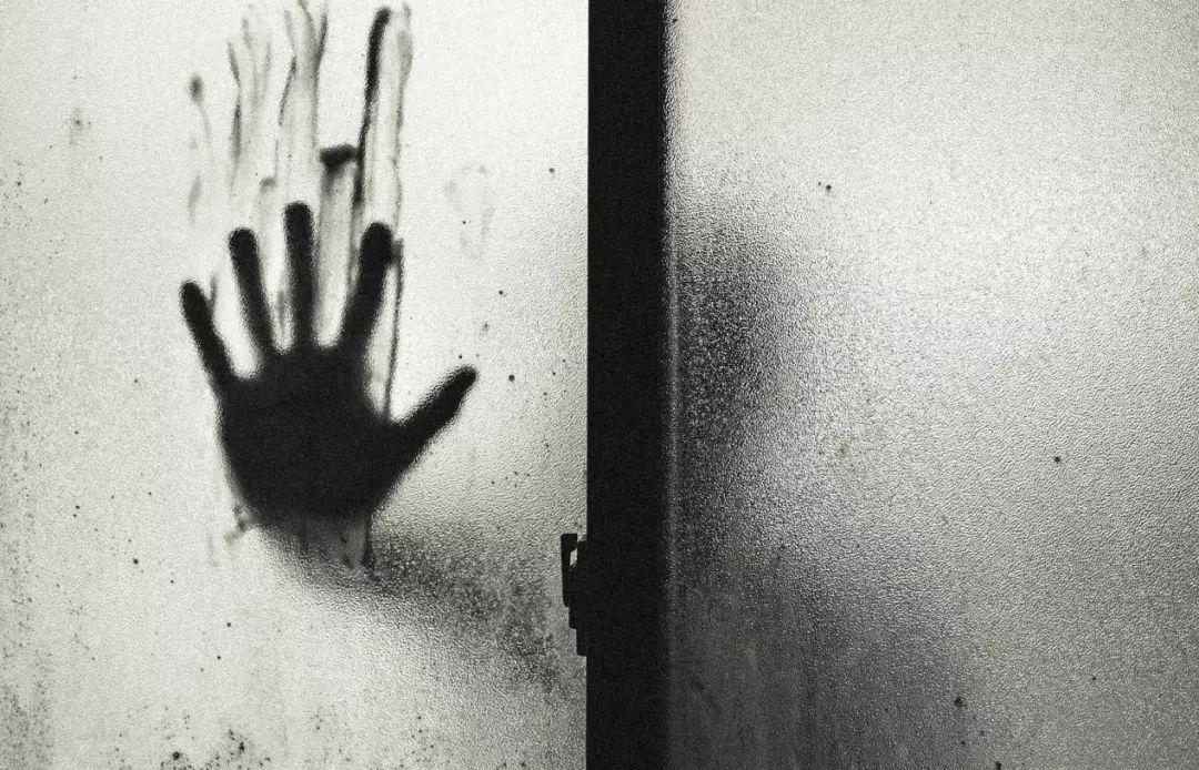 警惕美色陷阱,警惕卖淫产业链对道德底线的冲击