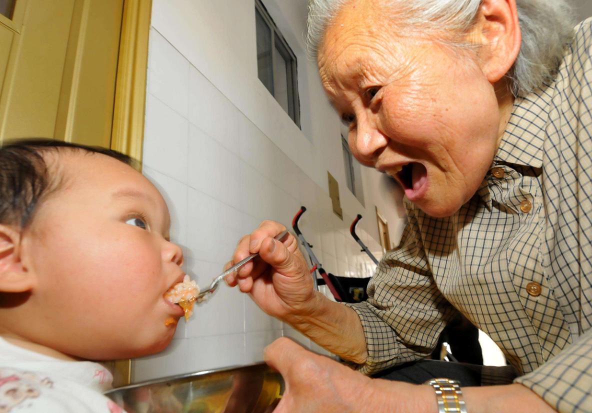 孩子生病不肯吃药试试这个方法,宝宝生病好了之后不爱吃饭怎么办