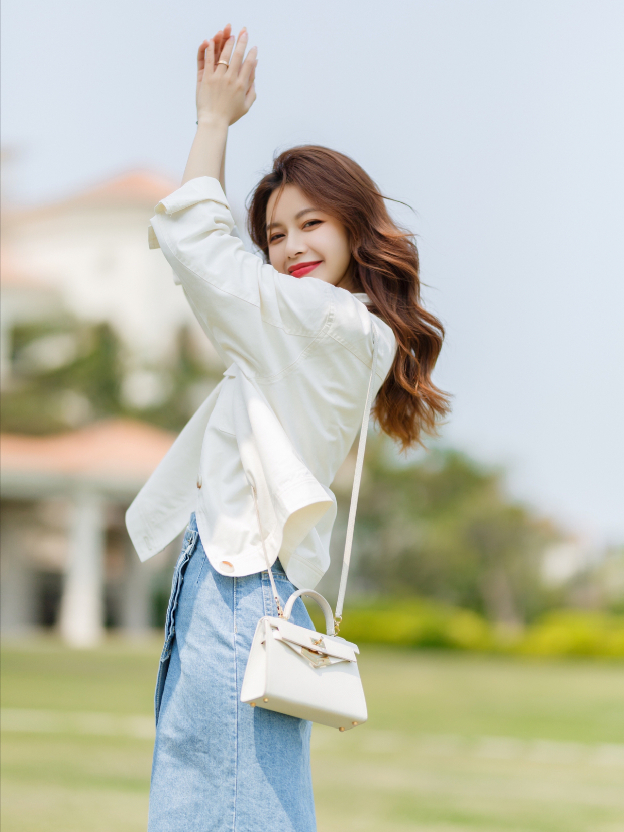 拍照好看的手部姿势,手部拍照100种姿势