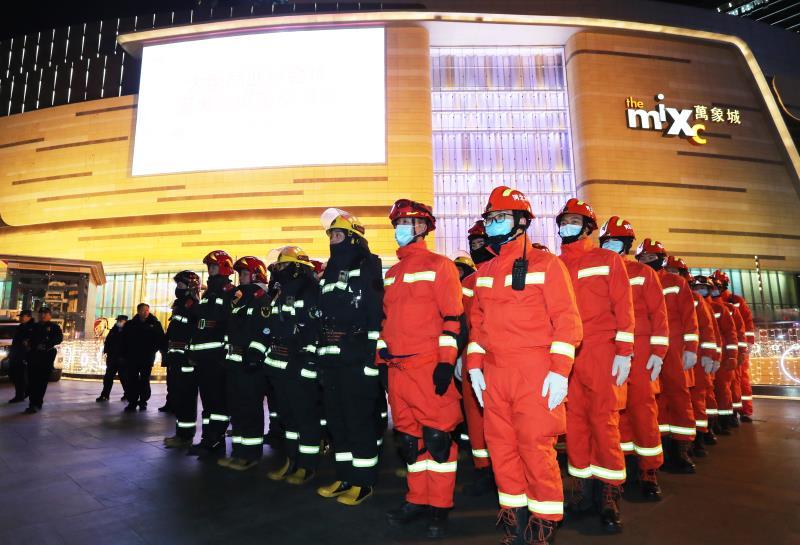 开展夜间大型综合体消防演练,大型商业综合体消防救援演练