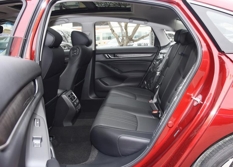 新本田雅阁优惠5万元,最新发布全款本田混动雅阁优惠