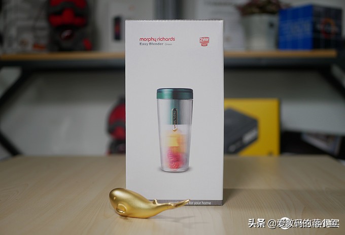 夏天来了做一下冰淇淋,摩飞榨汁机榨甘蔗