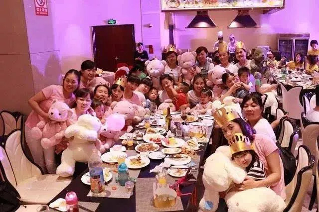 挤掉三个零售巨头,吸引商界大佬前去学习!胖东来为什么这么牛?