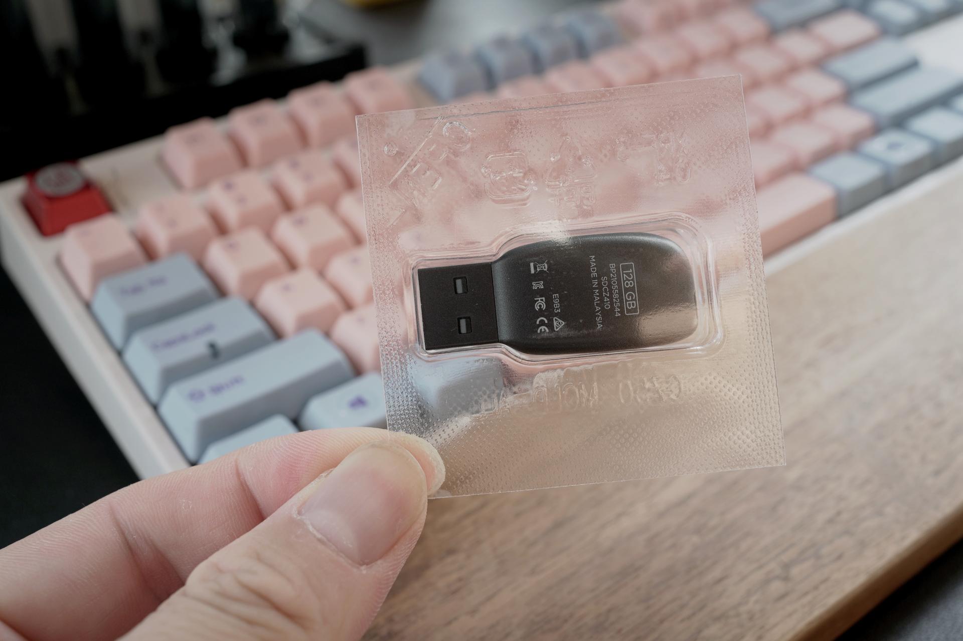 闪迪256gu盘哪款好,不足百元