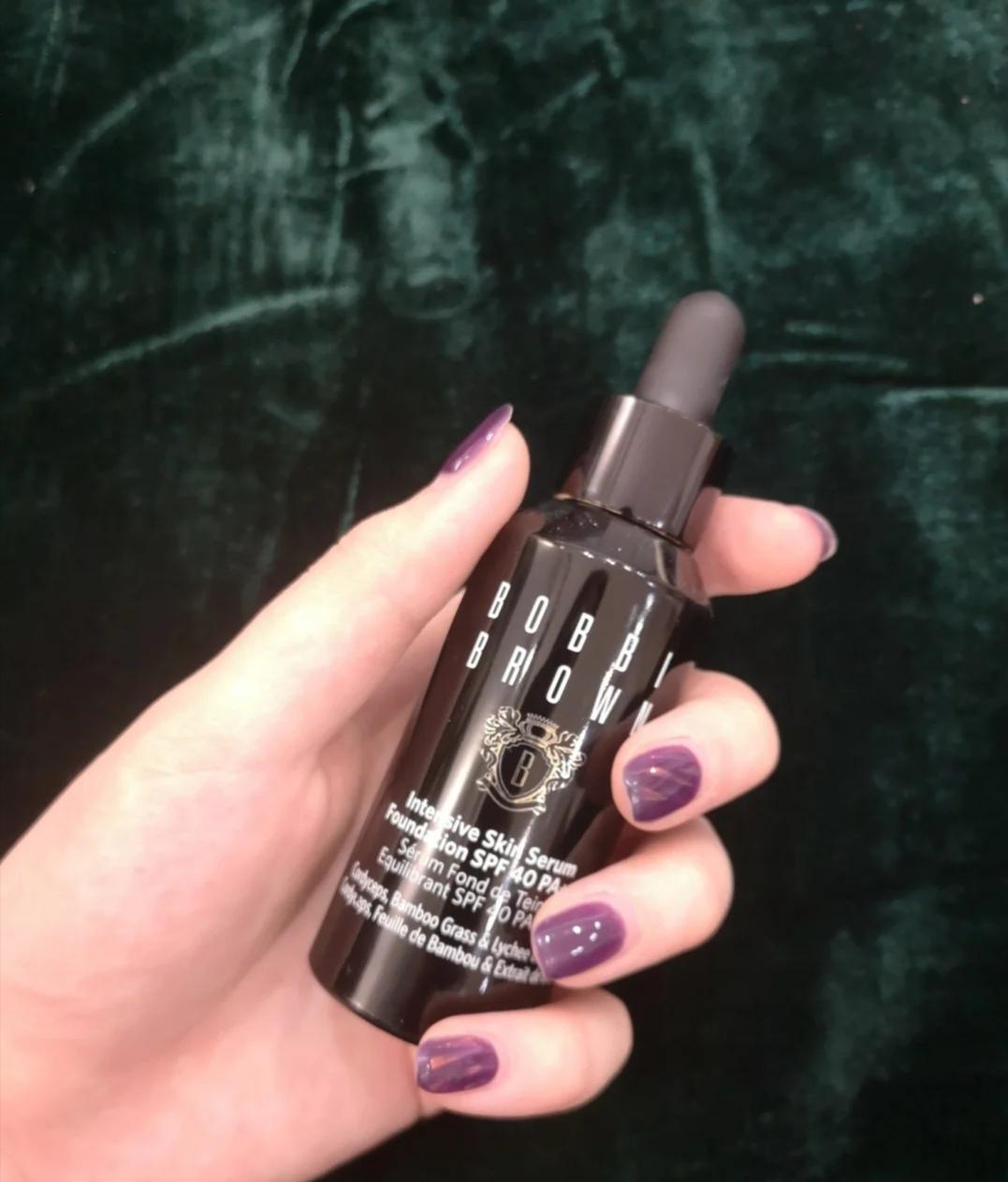 白皮肤适合阿玛尼哪款粉底液,干皮虫草和沁水粉底液测评