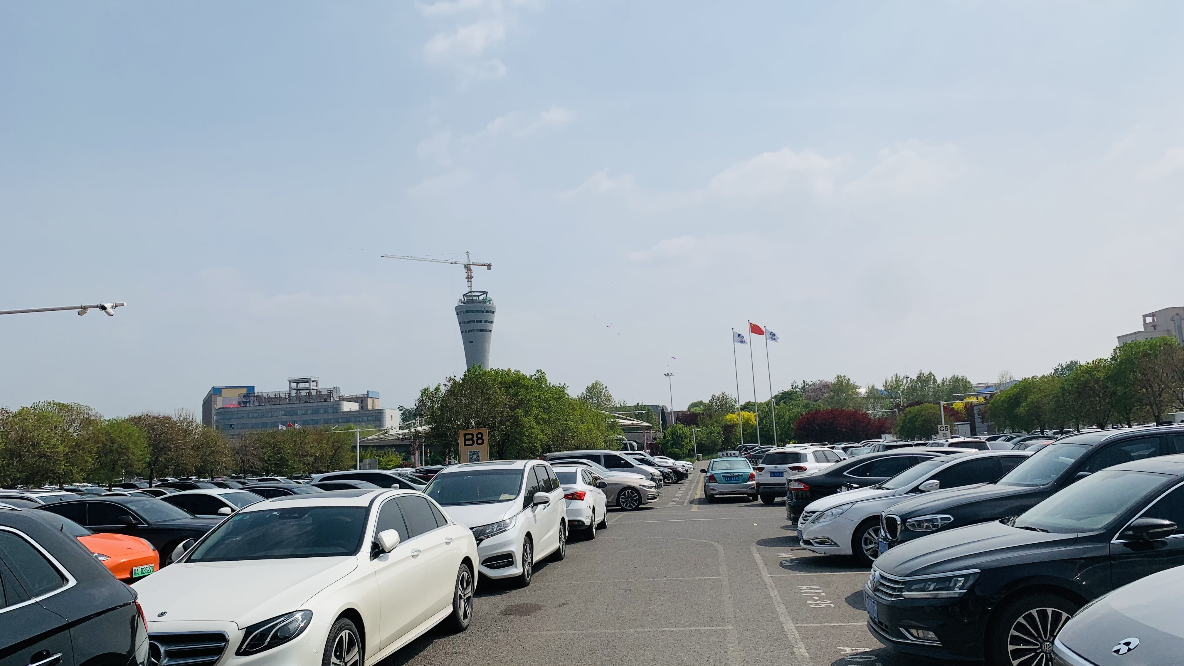 石家庄机场登机攻略,石家庄机场国内航班接机在哪里等