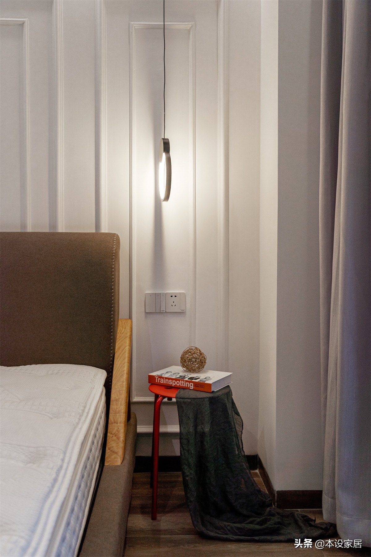 入户门正对客厅处放电视还是沙发,入户门正对客厅和阳台户型效果图