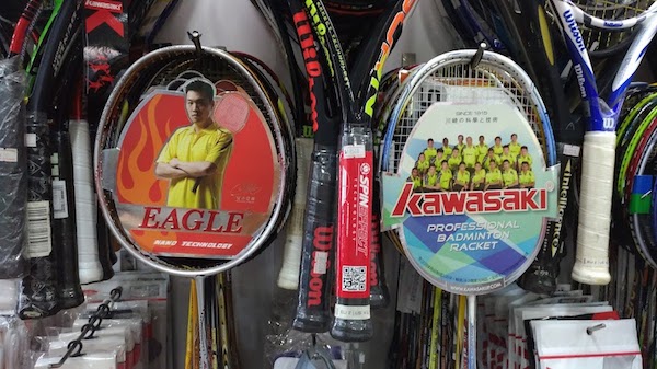 探秘尼泊尔羽球:国家队午餐吃方便面川崎球拍最畅销
