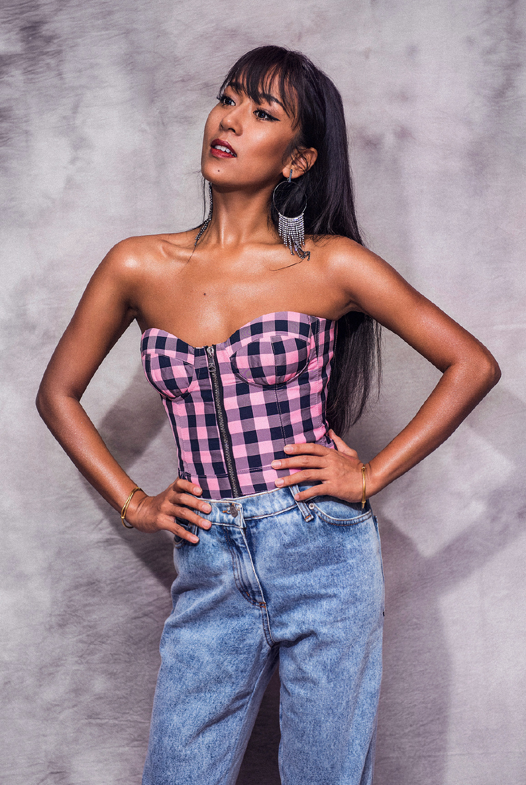 吉克隽逸现况 (吉克隽逸身价多少)