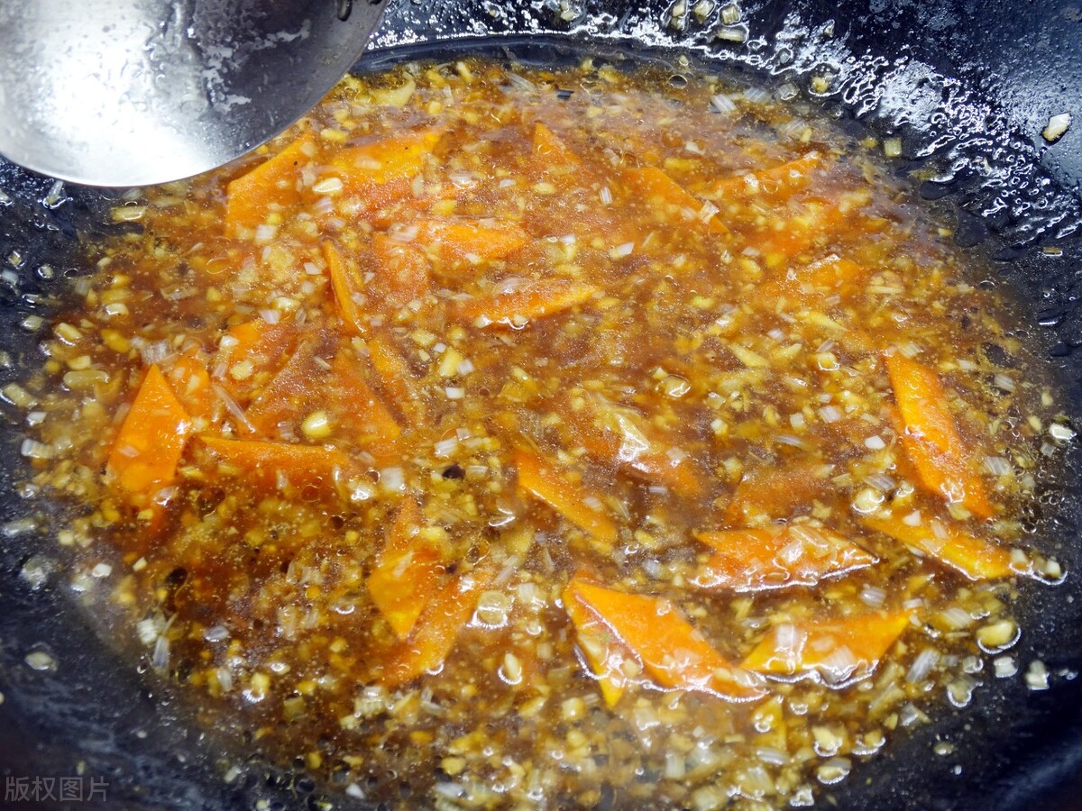 生粉和淀粉做菜有什么区别,淀粉和生粉做菜有什么区别