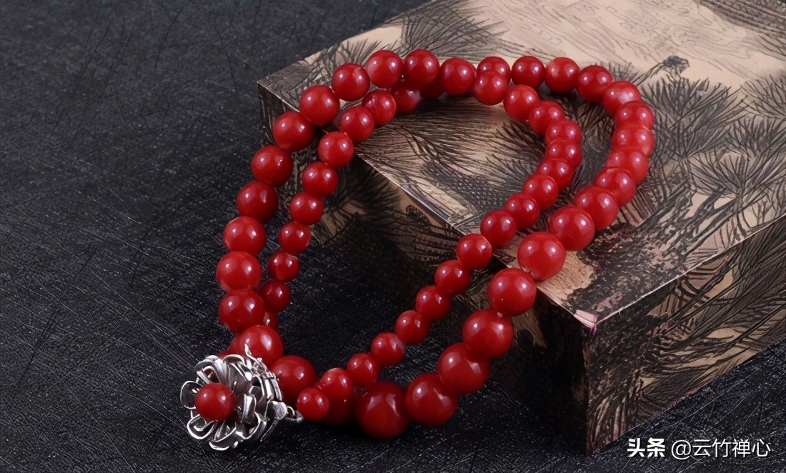 红珊瑚如何保养更红更亮,阿卡红珊瑚保养和禁忌