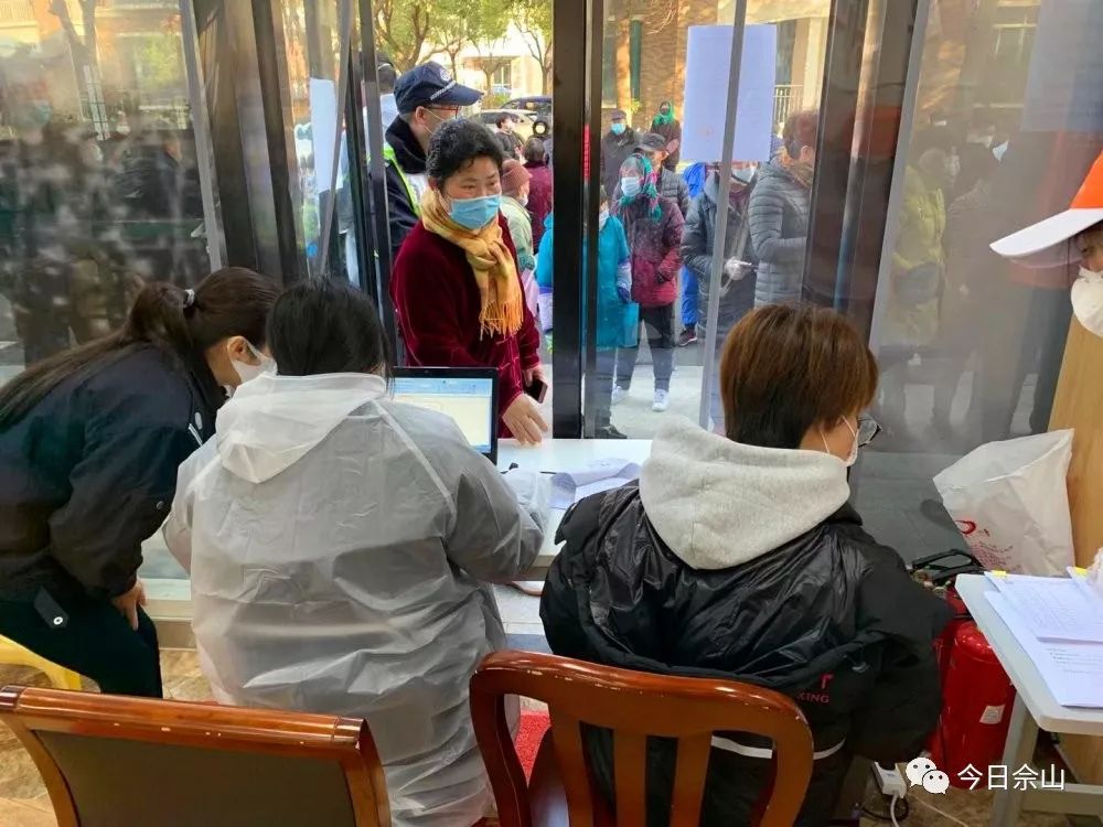 身体虽辛苦心里喜洋洋阅读答案,身体虽辛苦心里暖洋洋下一句