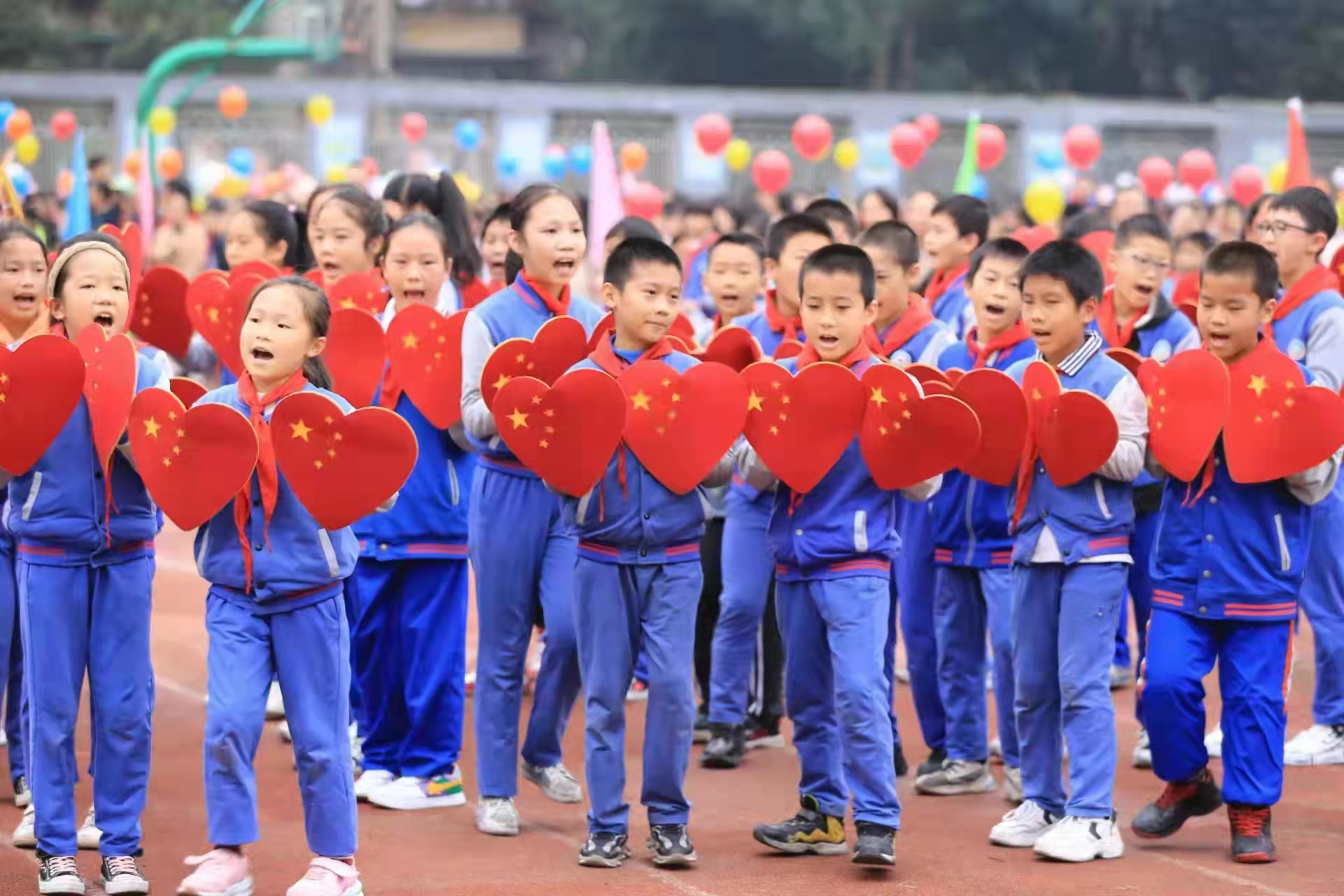 合江县临港小学校足球队,榕山临港小学校运动会开幕式