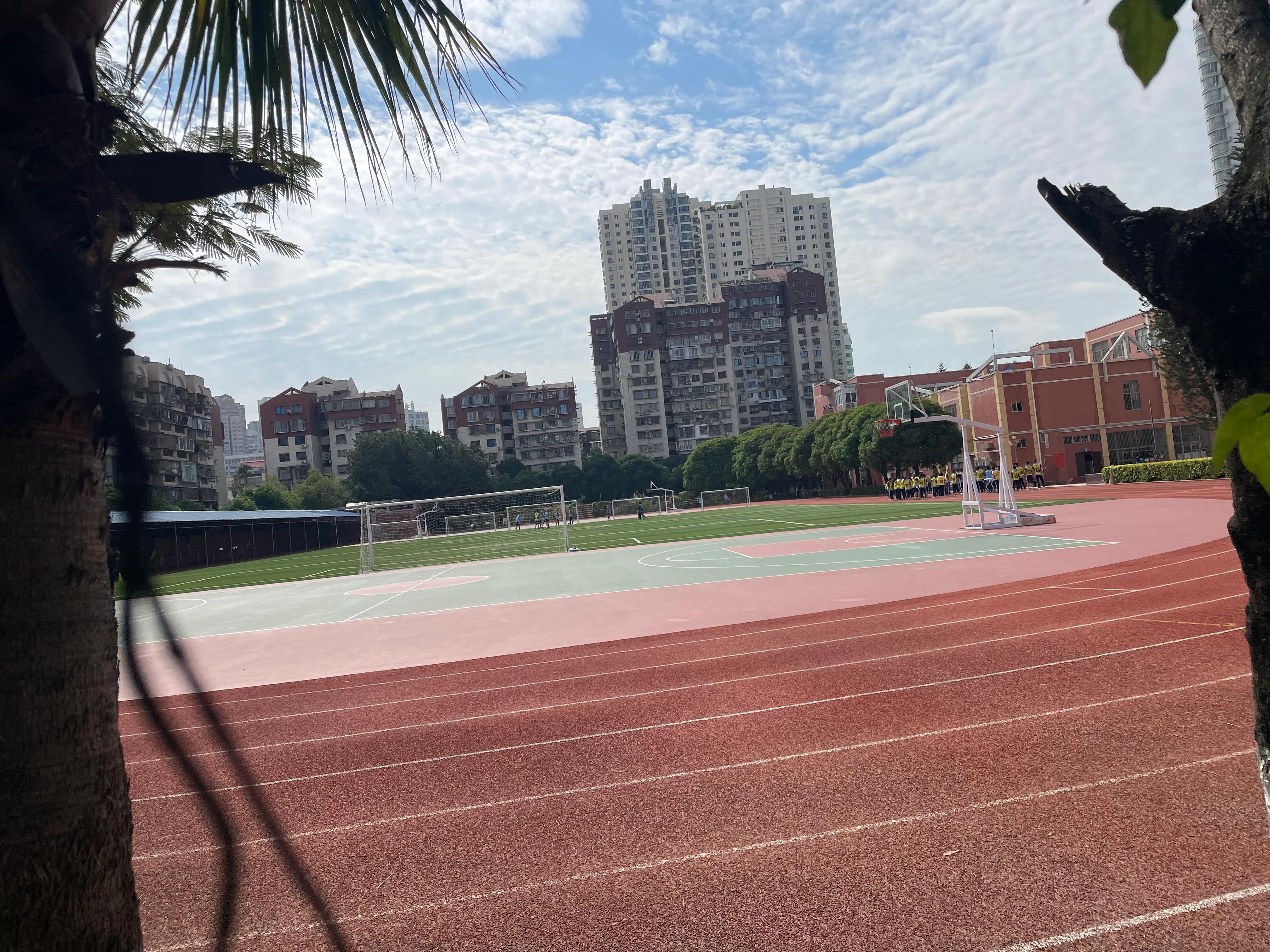 厦门松柏中学属于什么档次,厦门松柏中学初中部排名