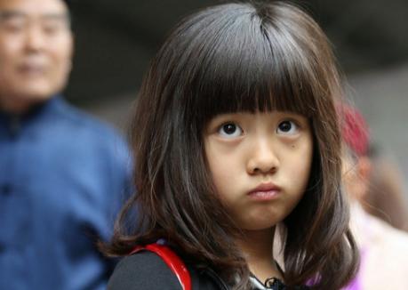 14岁黄多多独自出镜,黄多多14岁视频