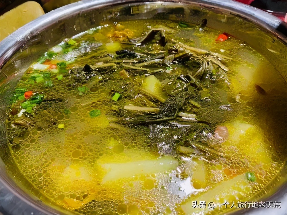 海螺沟温泉瑶池和贡嘎神汤哪家好,海螺沟天域瑶池温泉最新