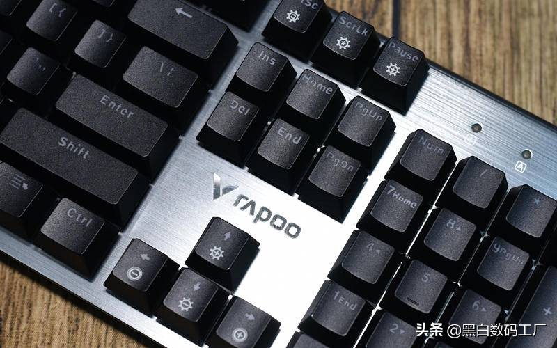 自从用了机械键盘就再也用不回电容胶了