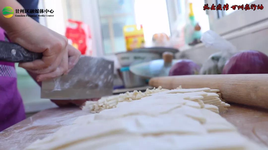 战疫下的温暖和感动,战疫时刻暖心坚守